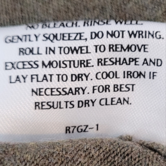 Eileen Fisher Open-Front Hooded Cardigan - Size PL - Picture 12 of 13